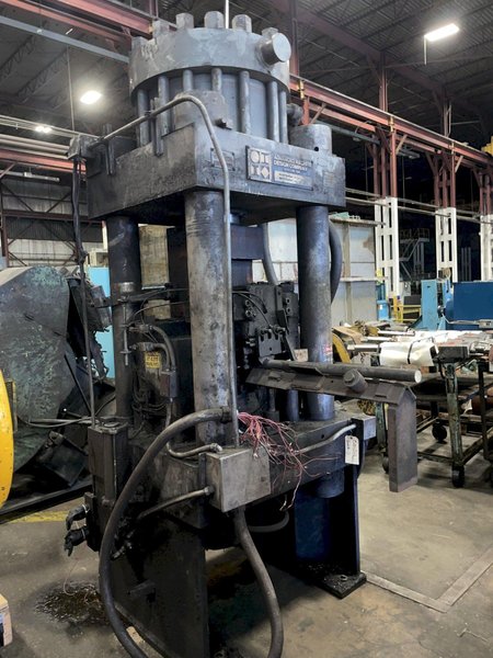 5" AMD MODEL #530-2230 AUTOMATIC HYDRAULIC BAR &amp; BILLIT SHEAR WITH 20' AUTO FEED STOCK #3050