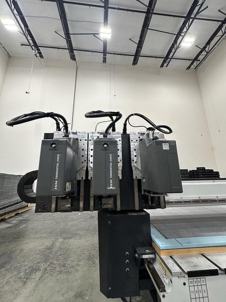 9′ x 10′ AXYZ Infinite 8010 CNC Router, 2019 – Vacuum Pump
