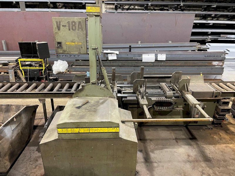 1998 Hydmech V-18A Vertical Bandsaw (#5059)
