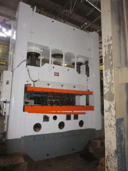 400 TON PACIFC 400D8-48 STRAIGHT SIDE HYDRAULIC PRESS. STOCK # 0422822