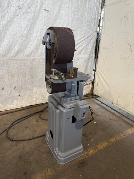 ROCKWELL 31-630 BELT TYPE GRINDER/SANDER. STOCK #1005225