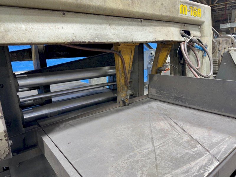 Hyd-mech 32” X 16” Horizontal Band Saw - M-16a
