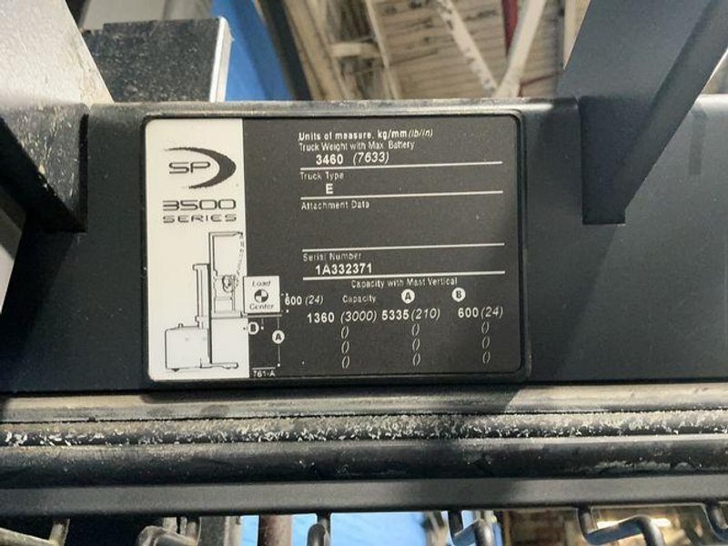 Crown 3000 Lbs Electric Order Picker - Sp3510-30