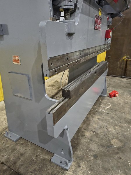 55 TON X 8' CHICAGO DREIS &amp; KRUMP MODEL #68B MECHANICAL PRESS BRAKE D&amp;K : YOBRO 26148