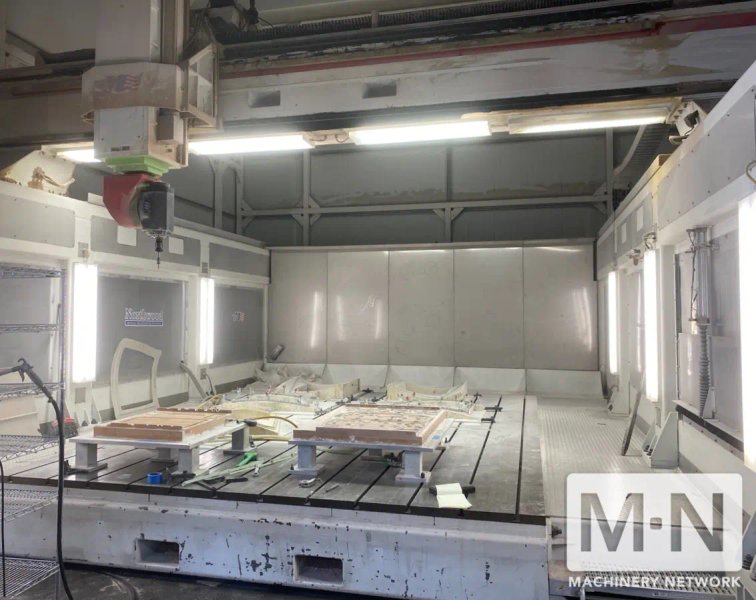 Northwood FA1212FT CNC 5-Axis Bridge Type Vertical Machining Center