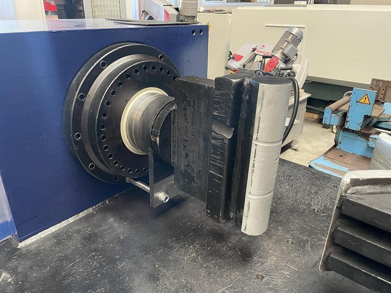 Colly - HV 250 ton