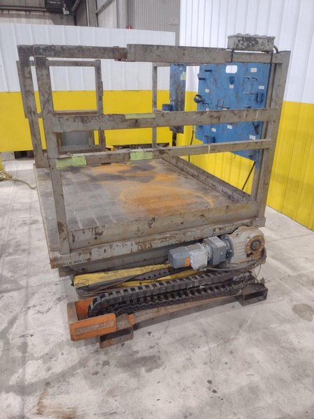 1,000 LB AMERICAN LIFTS MODEL T1-60-040 ELECTRIC PLAFORM LIFT: STOCK #20584