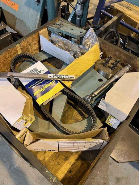 16" X 20" W.F. WELLS TWIN POST SEMIAUTOMATIC HORIZONTAL BAND SAW STOCK# 3422