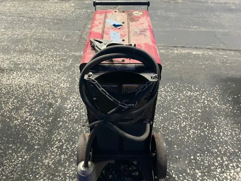 Lincoln Electric 250 A Welder - Power Mig 255