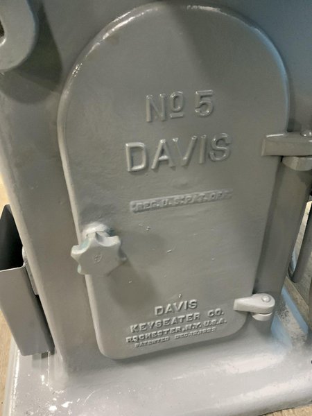 1-1/4" X 12" DAVIS MODEL #5 KEYSEATER: STOCK #80811