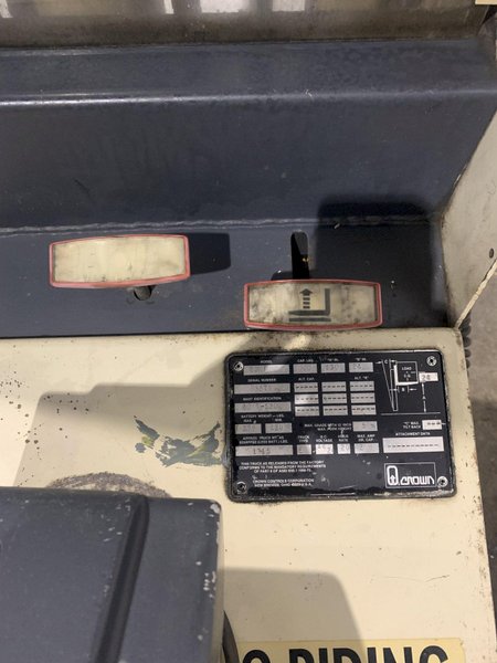 CROWN 20MT ELECTRIC LIFT. STOCK # 1164623.