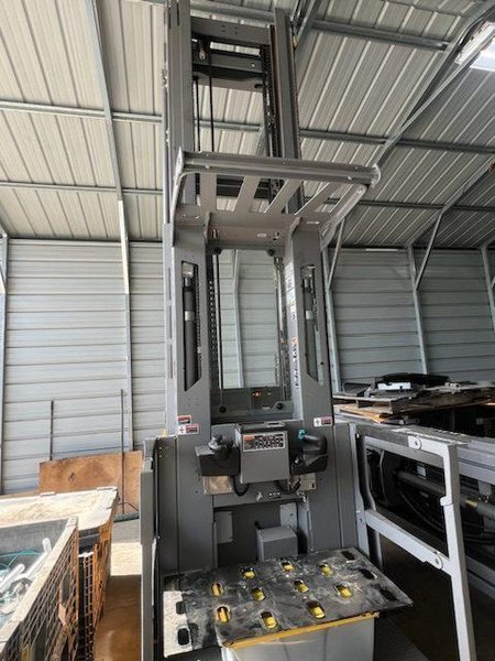Jungheinrich EKS414s 48V Electric High-Level Order Picker Forklift, 2020 – 3,000 LB Capacity – Very Narrow Aisle (VNA) Warehouse Lift