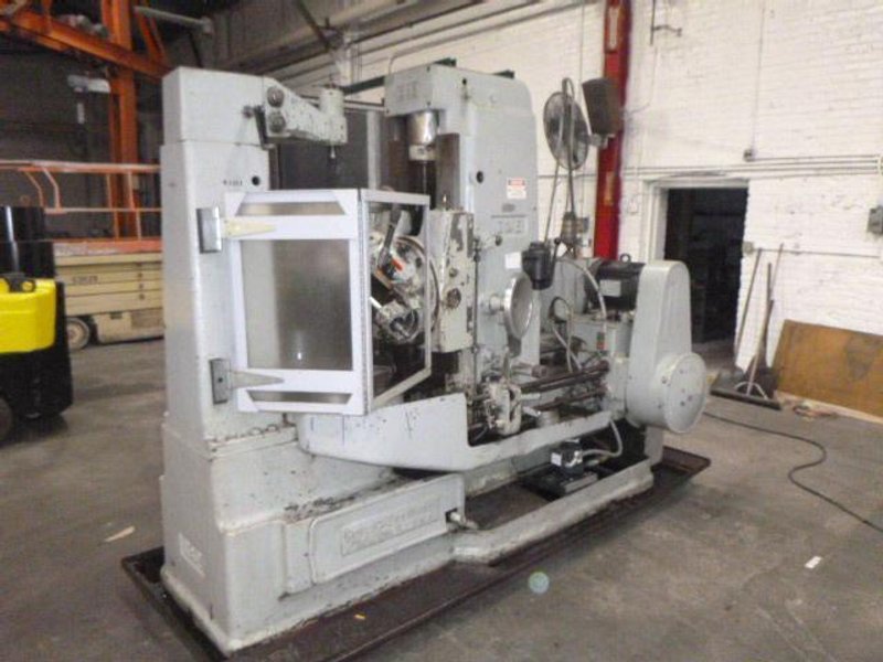 Gould &amp; Eberhardt Model 36H Universal Vertical Gear Hobber