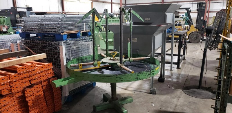 63" wire turn table