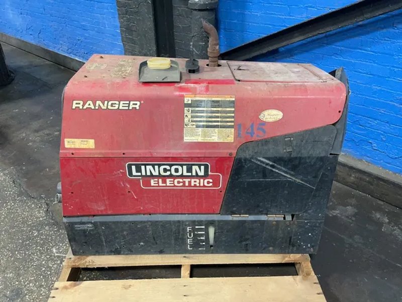 Lincoln Electric 225 Amps Welder - 225 Ranger