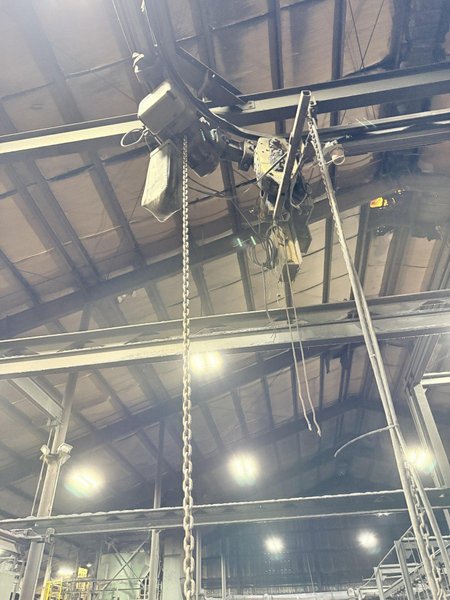 Coffing 3 ton electric hoist with pendent controls and pusher