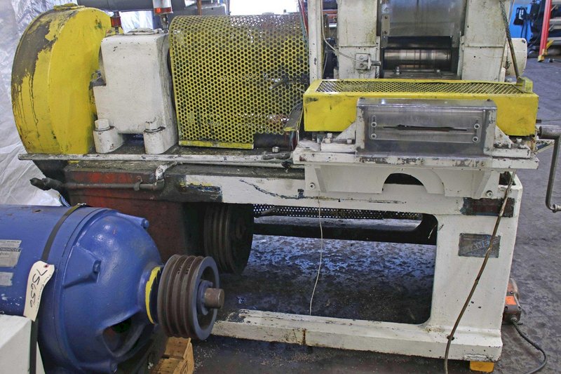 6" x 10" FENN 2 HIGH ROLLING MILL USED FOR CLADDING (14074)