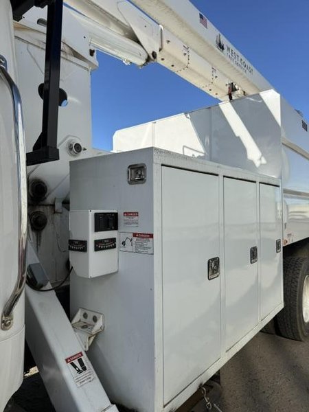 Freightliner M2 106 4×4 Forestry Bucket Truck, 2023 – Terex Hi-Ranger XT Pro 60/70 – 75′ Working Height – Cummins 6.7L