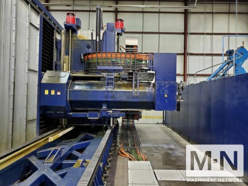 Ingersoll Powermill 5-Axis Machining Cell - (3) Ingersoll Mills &amp; 24 APC System