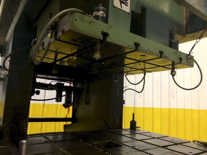 110 TON FEDERAL OBI BACK GEARED STAMPING PRESS, 5" STROKE: STOCK 16271