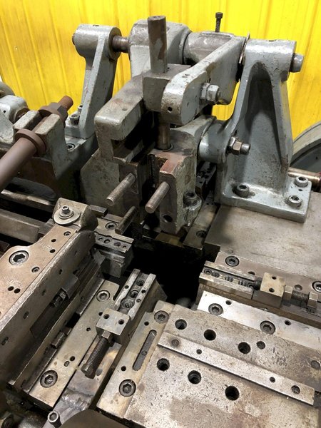 NILSON MODEL #S3F WIRE BENDING FOUR SLIDE MACHINE . STOCK # 1156722