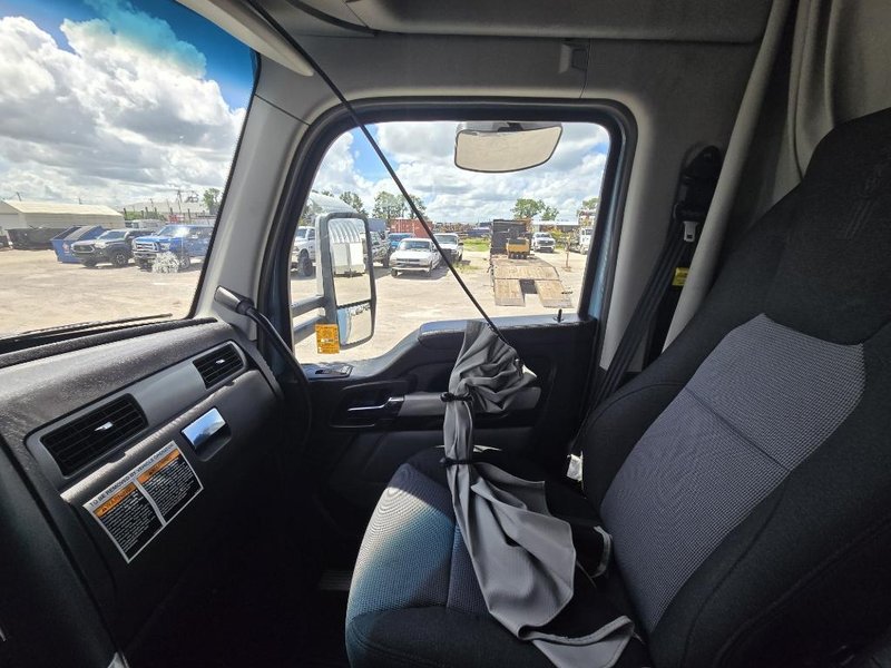 2024 Kenworth T680 1XKYDP9X3RJ265006