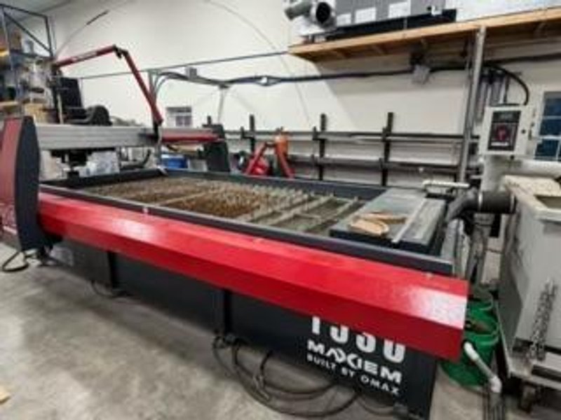 5′ x 10′ Omax Maxiem 1530 Water Jet, 2023 – 50,000 PSI