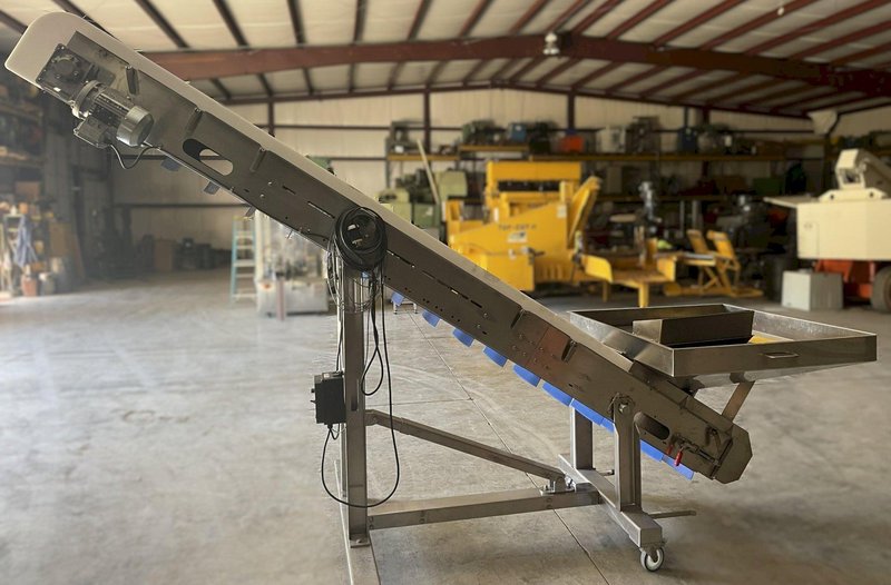 (A) WEIGHPACK: Zippy Bagger R-L, and Infeed Conveyor with Floor Hopper