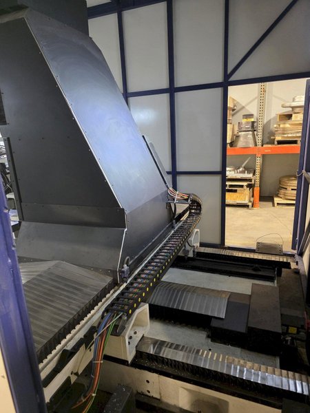 2022 Kenan/Palmer automatic grinding cell
Model CK1250 automatic grinder
5 axis CNC
14” x 1 ¼” diamond grinding wheel
o.63 x 6’ diamond coated deburring tool
Fanuc series CNC controls
Fanuc and Yazkawa HSD spindle drives
One Fanuc spindle 7.5KW/10 hp 12,000 RPM
One Fanuc spindle 7.2 KW/9.6 hp 1000-24000 RPM
Workpiece dimensions 49” x 35.6” high
Castings up to 2500#
Moveable controls panel
Two side access doors and front opening access
Manually adjustable tailstock 
360 degree casting stand and R to L movement
360 volt 60 hz 3 Ph
Approx. 24,000#
