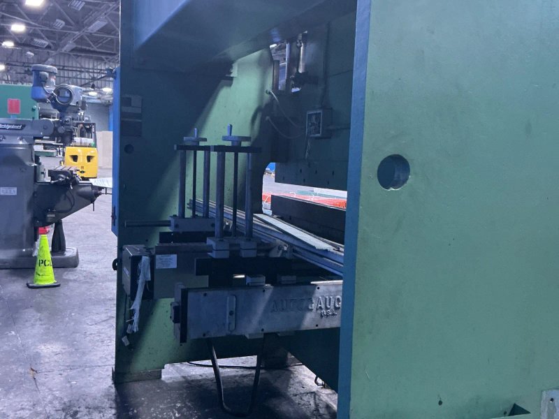 Niagara 100 Tons Press Brake - Hbm-100-8-10
