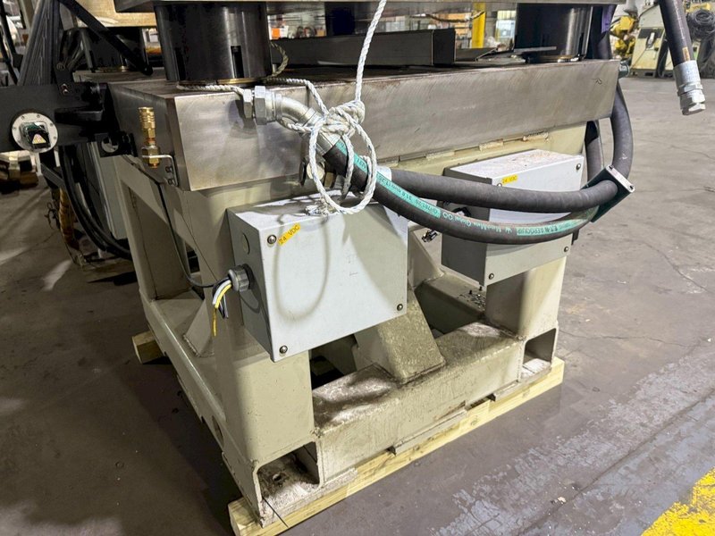 AIM 35* Ton Hydraulic Press AS-IS – Parts included