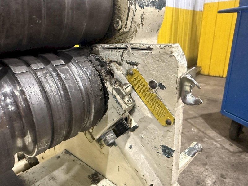 48" X 12 GAUGE WYSONG MODEL #B-48 PLATE BENDING ROLL : STOCK #26287