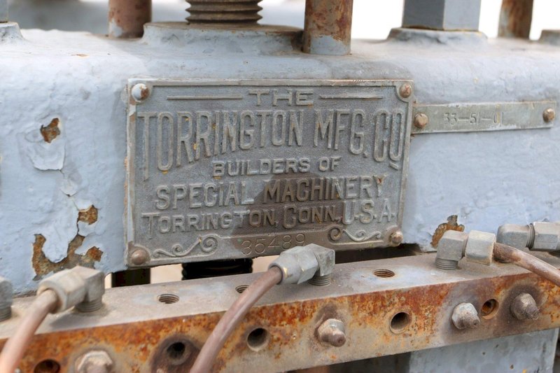 24" TORRINGTON SIZING SLAB MILL: STOCK # 70427