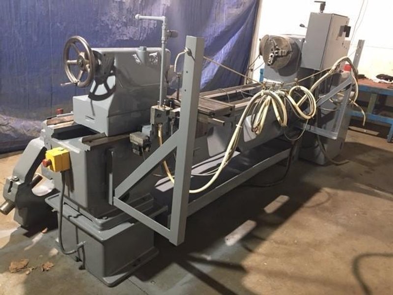 TOS TRENCIN LATHE