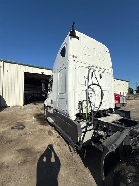 2023 Freightliner Cascadia 3AKJHHDR2PSNC6295