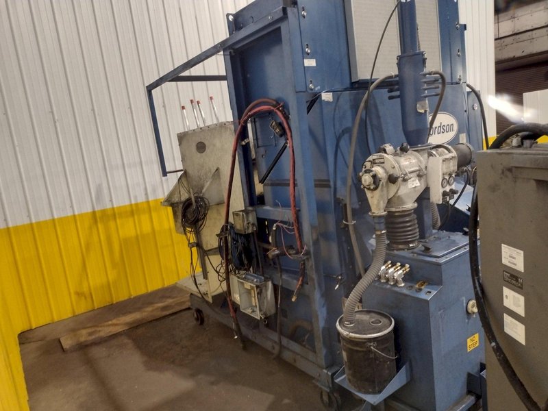 NORDSON POWDER COAT PAINT SYSTEM WITH FEEDER &amp; I-CONTROL: YOBRO #26208