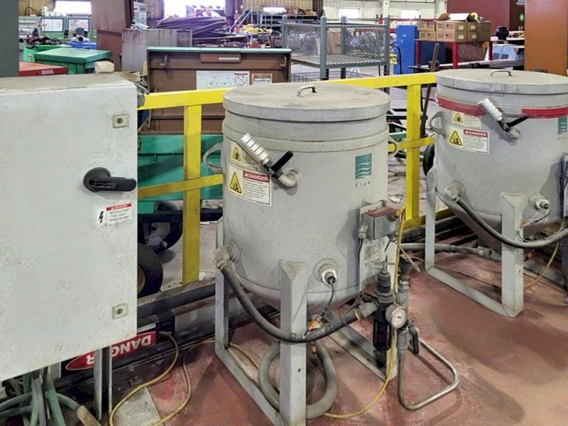 FLOW MACH 4 M4C 3070C - Waterjet Cutters