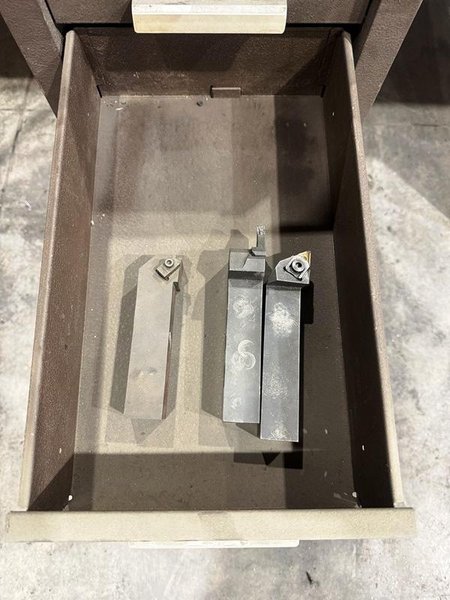 23" X 118" TUDA TUDORMAX GAP BED GEARED HEAD LATHE
