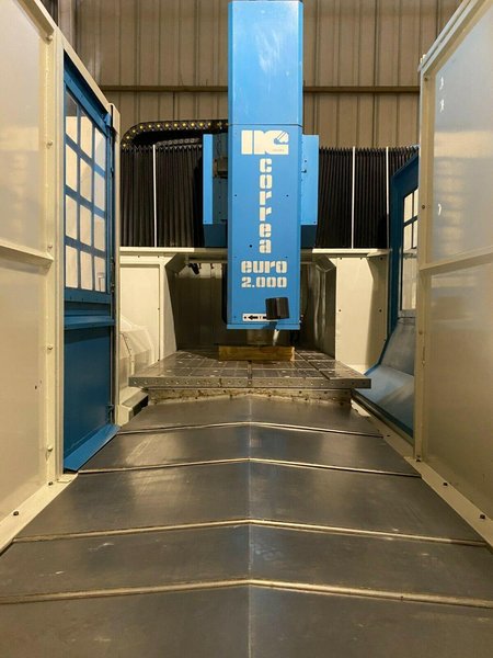 Nicolas Correa Euro-2000 CNC Vertical Bridge Mill