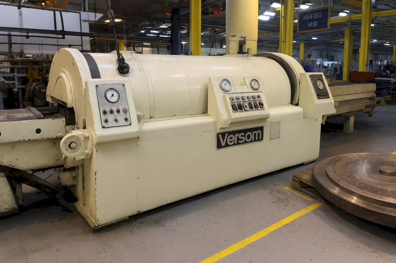 VERSON WHEELON DIRECT ACTING HYDRAULIC FORMING PRESS