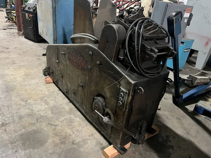 BAIRD 2,500 LB X 8" X .090" COIL CRADLE STRAIGHTENER, STOCK# 14322J
