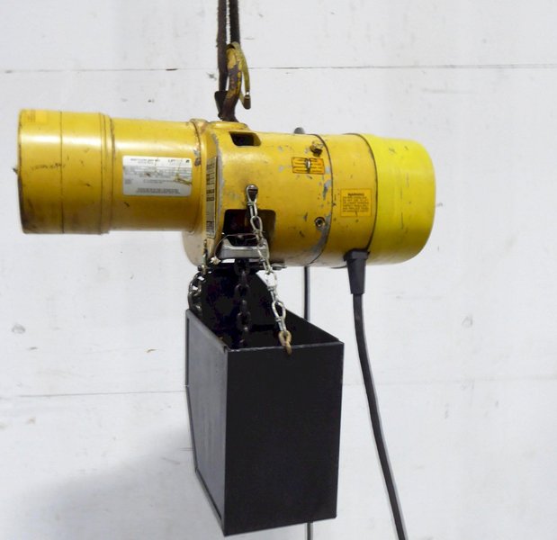 1/2 Ton Budgit Electric Chain Hoist, 16 FPM, Pendant, 1/2 HP,  Low Price