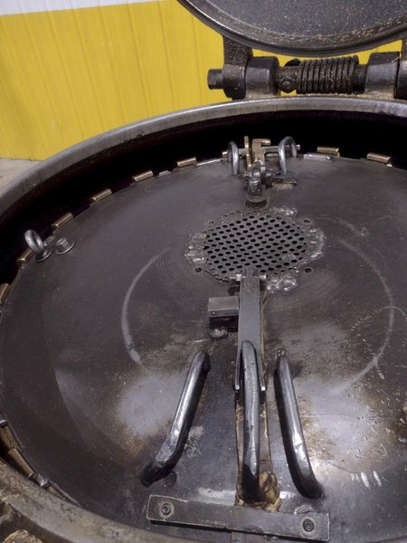 30" BARRETT MODEL #1100E MOTORIZED CHIP SPINNER / WRINGER w/ (2) CHIP PANS: STOCK #23373