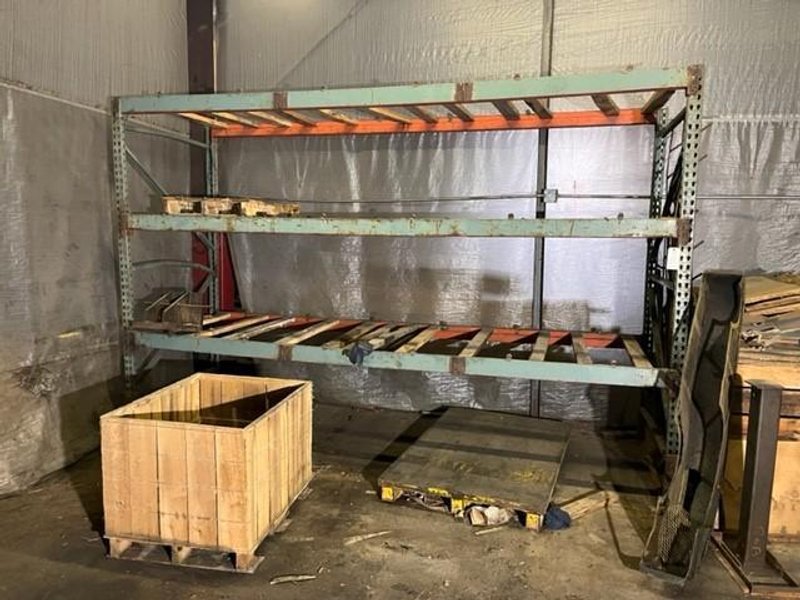 PALLET RACKING STOCK #4012