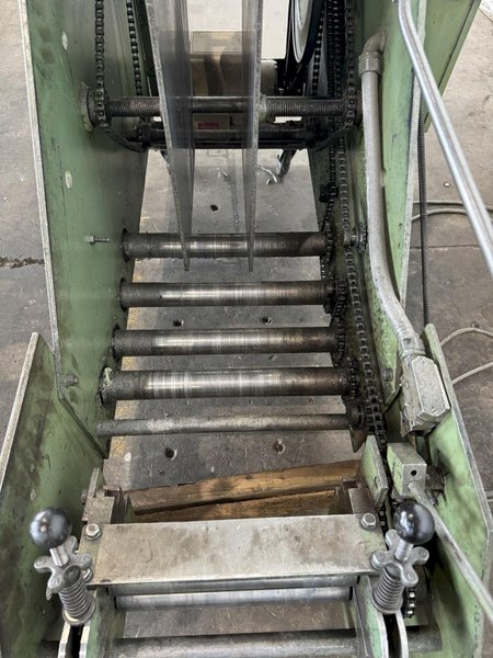 2,000 LB X 20" ROWE 2010-PR COIL CRADLE. STOCK # 0789424.
