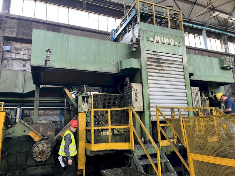 PICKLING LINE WITH REVERSING 4HI SKIN PASS MILL