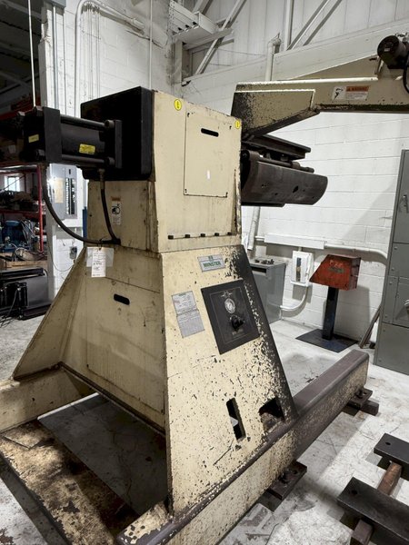 24,000 lbs. x 32" Width Minster Coil Reel and Minster Powered Straightener,  Model#MRH20-38S &amp; MSH30-32-7, Year 2007