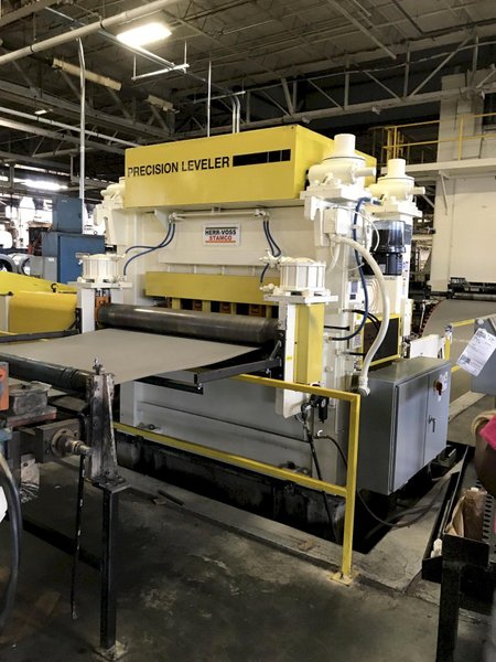 1250 TON x 60" WIDE X .250" X 50,000 LB NIAGARA PRESS BLANKING LINE WITH 2019 HERR VOSS LEVELER. STOCK # 0209123