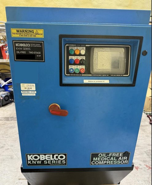 40 HP Kobelco KNW00-C/H Rotary Screw Air Compressor, 2011