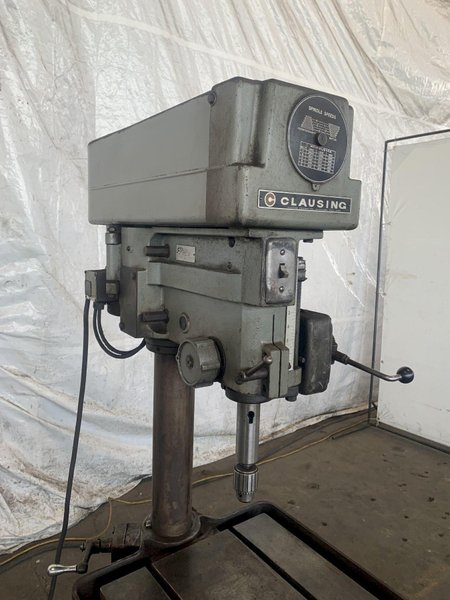 20" CLAUSING 2226 VARIABLE SPEED DRILL PRESS. STOCK # 1165723